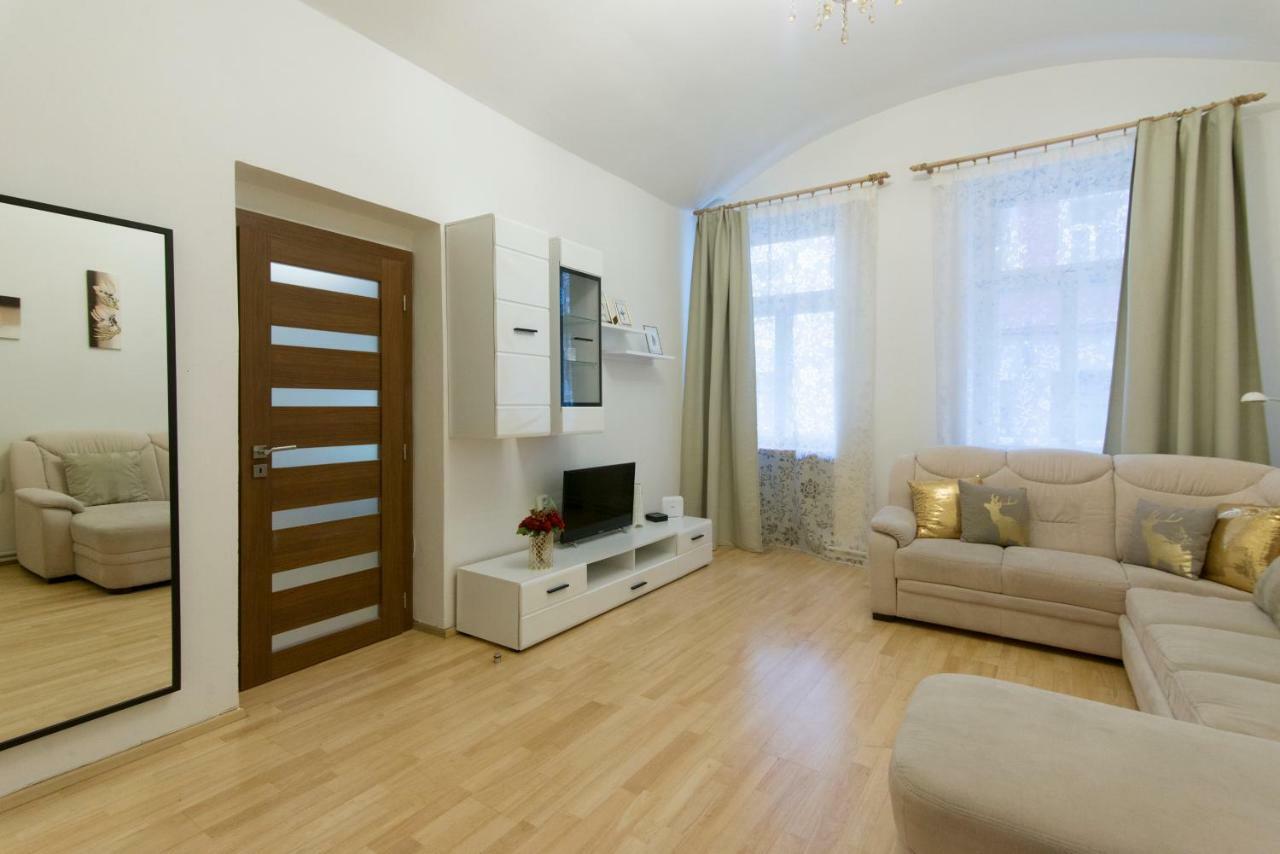 Spacious Apartment Near Wenceslas Square Praga Esterno foto